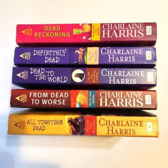 Charlaine Harris Vampire Books Bundle - Picture 1 of 4